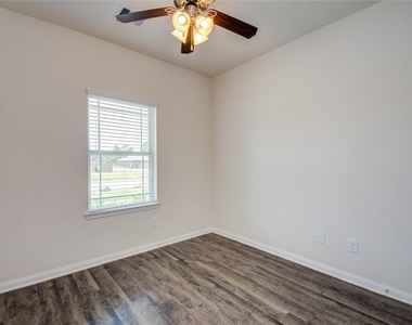 3513 Korina Way - Photo Thumbnail 29