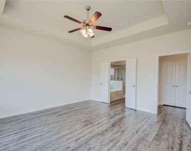 3513 Korina Way - Photo Thumbnail 20
