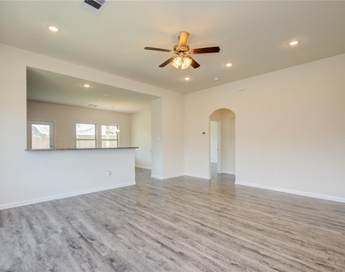 3513 Korina Way - Photo Thumbnail 5