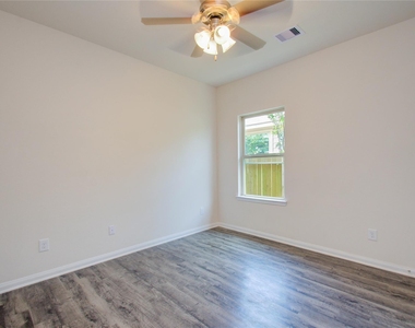 3513 Korina Way - Photo Thumbnail 28