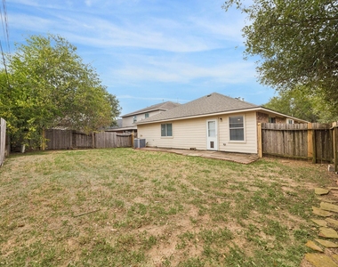15203 Green Whisper Drive - Photo Thumbnail 17