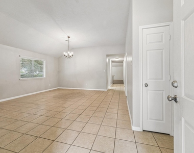 15203 Green Whisper Drive - Photo Thumbnail 4