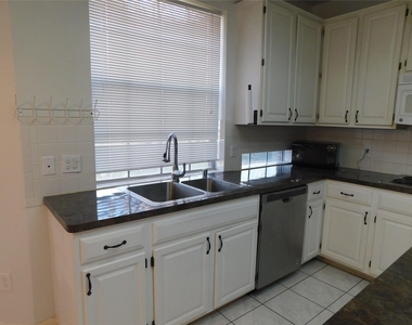 2322 Edgewood Drive - Photo Thumbnail 26