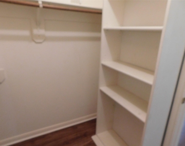 2322 Edgewood Drive - Photo Thumbnail 33