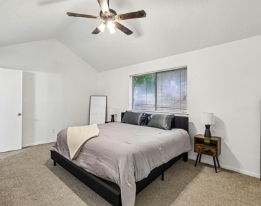 4406 Alamo Avenue - Photo Thumbnail 11