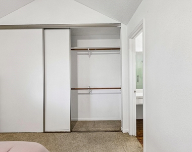 4406 Alamo Avenue - Photo Thumbnail 13