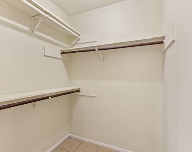 2602 Orion Drive - Photo Thumbnail 11