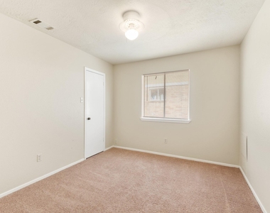 2602 Orion Drive - Photo Thumbnail 6
