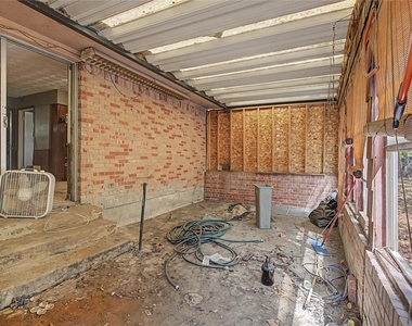 410 Ellis Avenue - Photo Thumbnail 6
