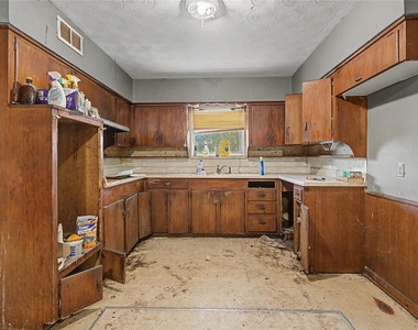 410 Ellis Avenue - Photo Thumbnail 8