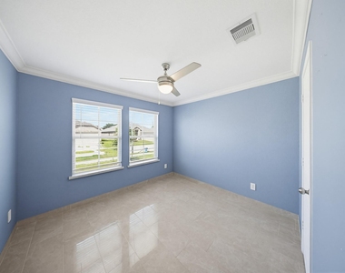 23210 Barberry Creek Trail - Photo Thumbnail 7