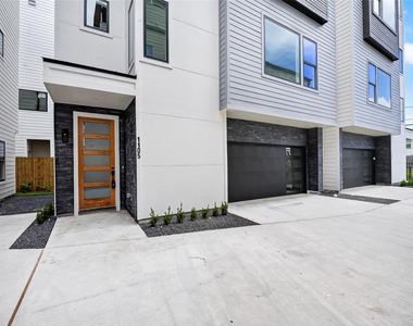 1107 Wilson St - Photo Thumbnail 31