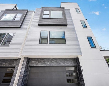 1107 Wilson St - Photo Thumbnail 32