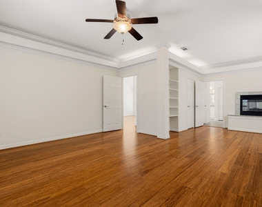 14207 Woodville Gardens Drive - Photo Thumbnail 13