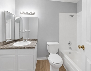 1707 Stone Lake Drive - Photo Thumbnail 12