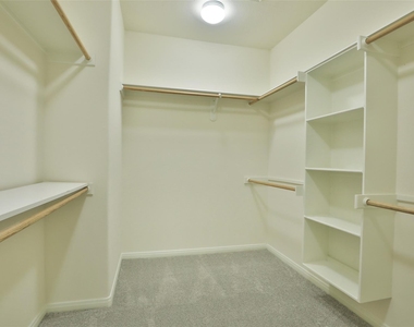 95 Douvaine Court - Photo Thumbnail 19