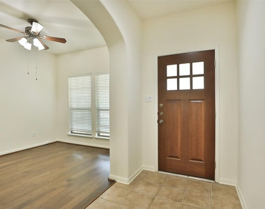 95 Douvaine Court - Photo Thumbnail 3