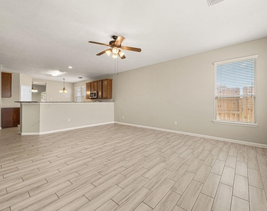 706 Pickett Hill Lane - Photo Thumbnail 20