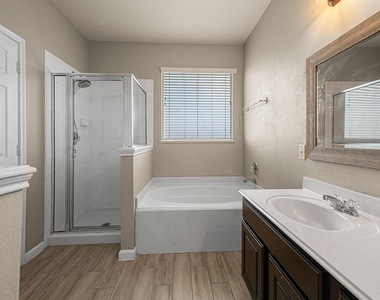 706 Pickett Hill Lane - Photo Thumbnail 23