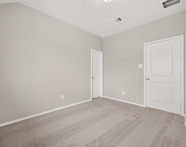 311 Violet Crown Lane - Photo Thumbnail 34