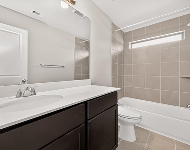 311 Violet Crown Lane - Photo Thumbnail 29