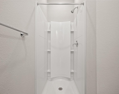 311 Violet Crown Lane - Photo Thumbnail 17