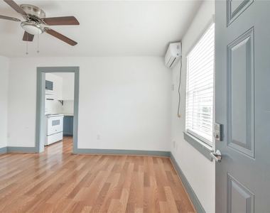 5320 Polk Street - Photo Thumbnail 1