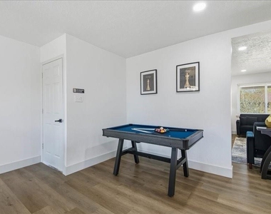 6223 Tiffany Drive - Photo Thumbnail 14