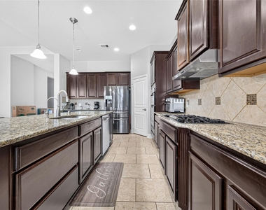 25331 Celtic Terrace Drive - Photo Thumbnail 14