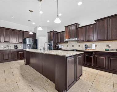 25331 Celtic Terrace Drive - Photo Thumbnail 10