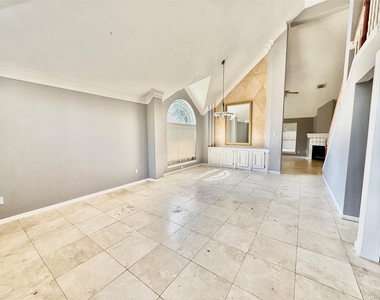 8815 Champion Springs Circle - Photo Thumbnail 2