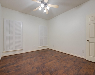7115 Laguna Villas - Photo Thumbnail 16