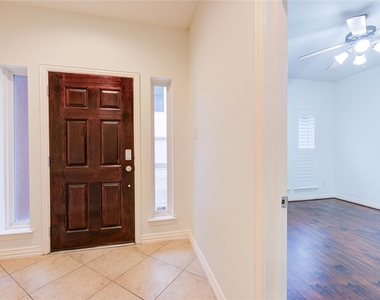 7115 Laguna Villas - Photo Thumbnail 2