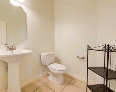7115 Laguna Villas - Photo Thumbnail 20