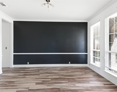 11602 Canyon Mills Drive - Photo Thumbnail 15