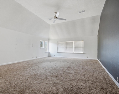 11602 Canyon Mills Drive - Photo Thumbnail 17