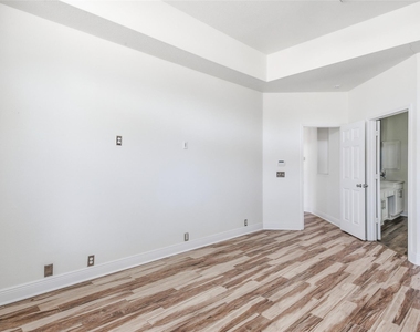 11602 Canyon Mills Drive - Photo Thumbnail 14