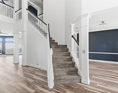 11602 Canyon Mills Drive - Photo Thumbnail 2