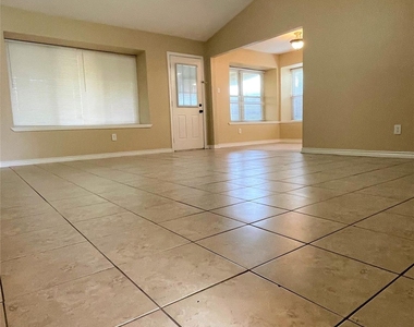 10011 Appleridge Drive - Photo Thumbnail 8