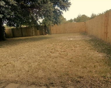 10011 Appleridge Drive - Photo Thumbnail 35