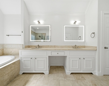 11110 Sherwood Forest Glen Drive - Photo Thumbnail 19