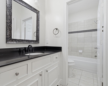 11110 Sherwood Forest Glen Drive - Photo Thumbnail 21