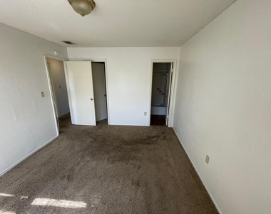 2170 Knox Mcrae Drive - Photo Thumbnail 10