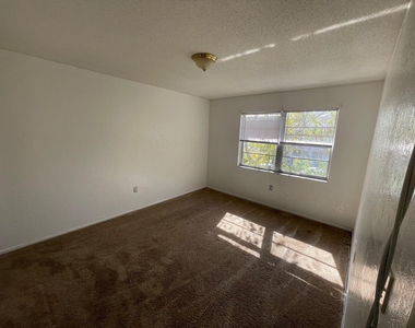 2170 Knox Mcrae Drive - Photo Thumbnail 9