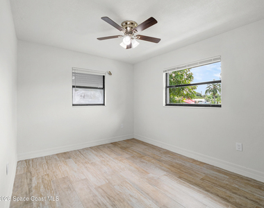 1382 Lakewood Drive - Photo Thumbnail 16