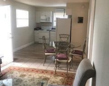 208 Pierce Avenue - Photo Thumbnail 3