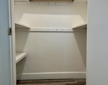 209 Cleveland Avenue - Photo Thumbnail 13
