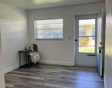209 Cleveland Avenue - Photo Thumbnail 2