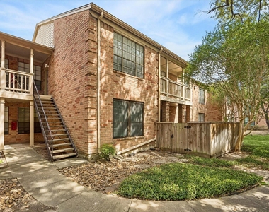 2255 Braeswood Park Drive - Photo Thumbnail 1