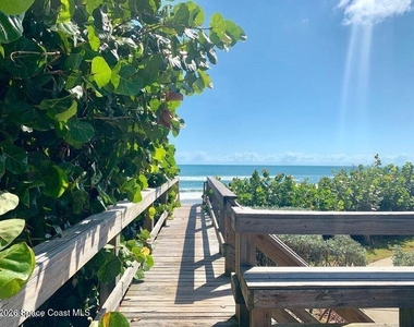 3252 Sand Court - Photo Thumbnail 13